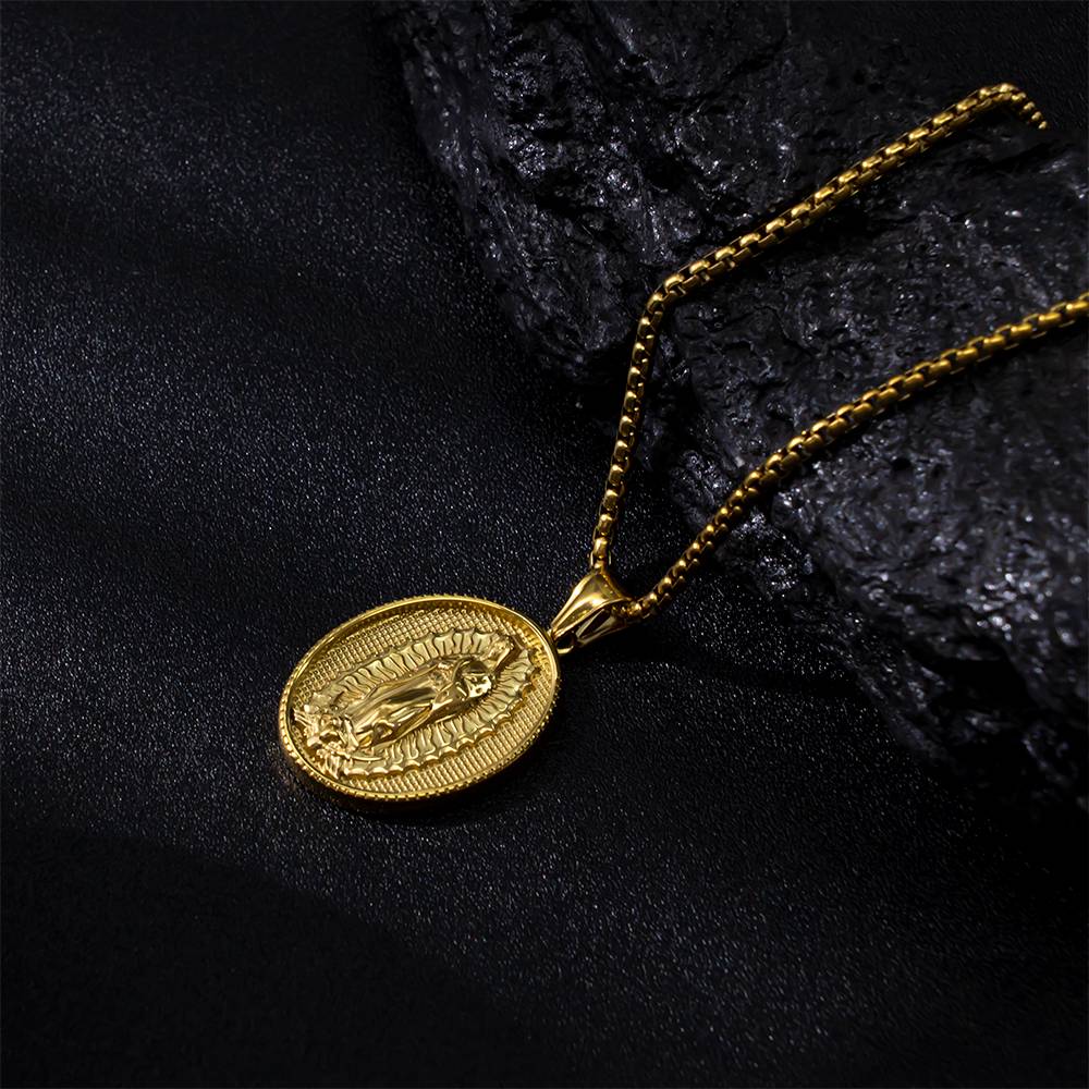 Men's Necklace: Elegance, Symbolism, Style