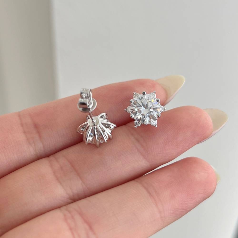 Explore Exquisite 925 Silver Moissanite Snowflake Earrings &amp; Designs