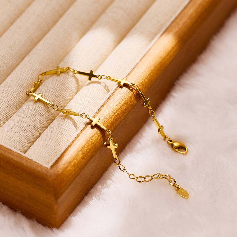 Designer cross gold wholesale stainless steel fashion jewelry women's bracelets