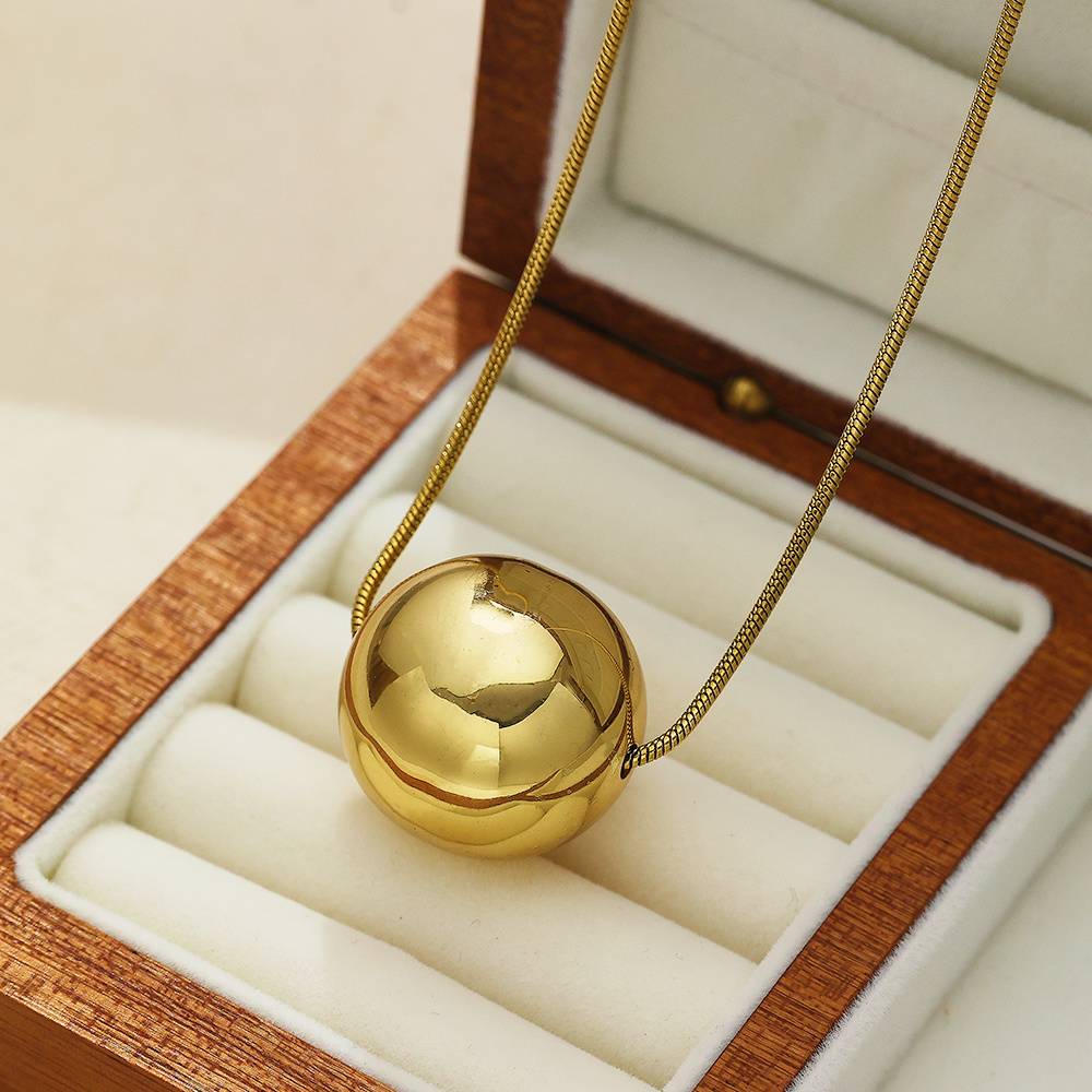 Luxurious and minimalist round bead pendant, 18k gold-plated, women's stainless steel chain, fashionable jewelry necklace