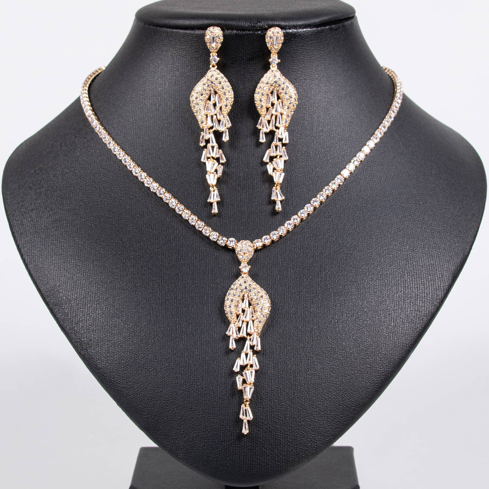 Elegant 18k Gold Plated Brass Tassel Dangle Bridal Jewelry Set