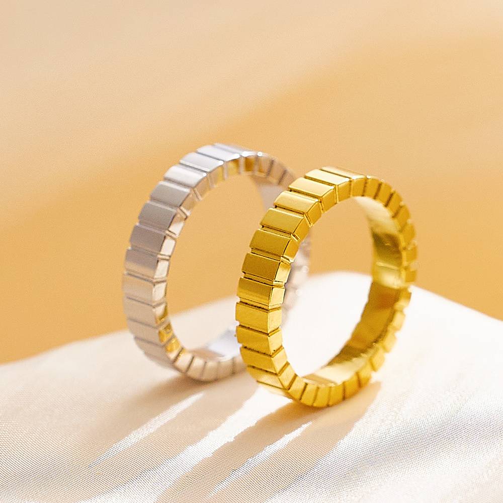 Stripe stainless steel 18k gold-plated women's wholesale custom logo silver fashion jewelry rings
