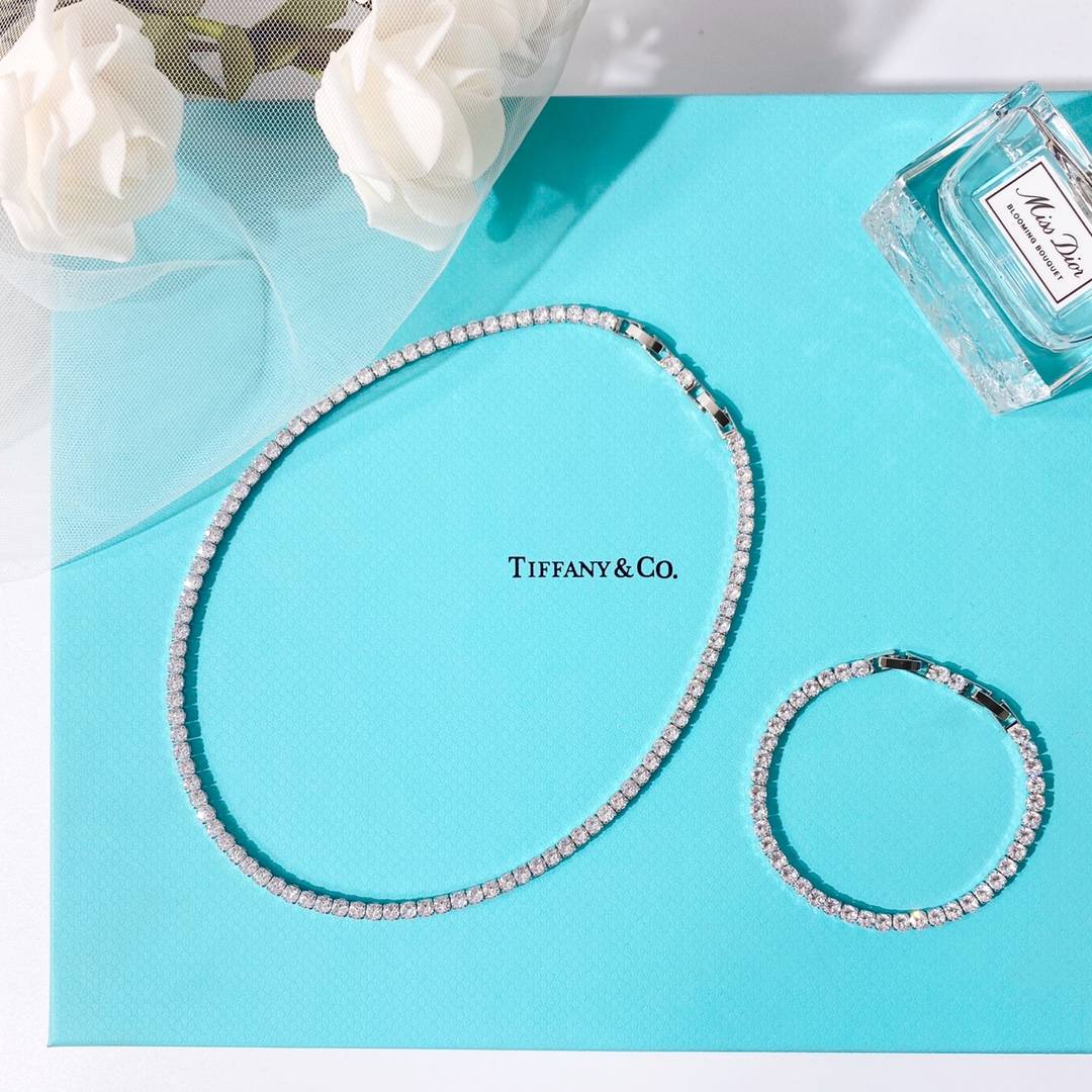 Lonceen Jewelry Set (Necklace + Bracelet) – Baguette Zircon, Silver/Gold Plated