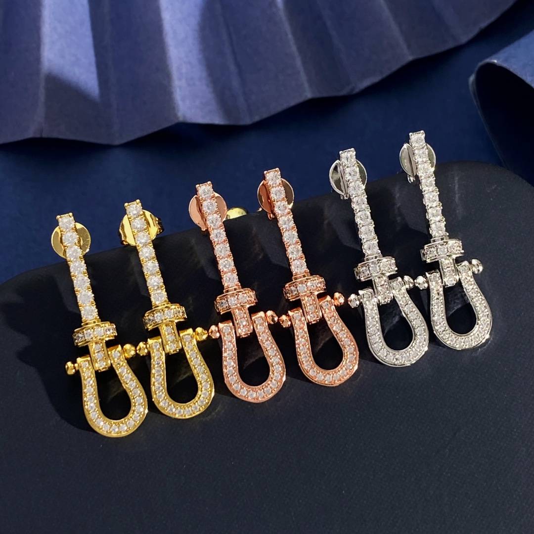 Lonceen Horseshoe Zircon Drop Earrings