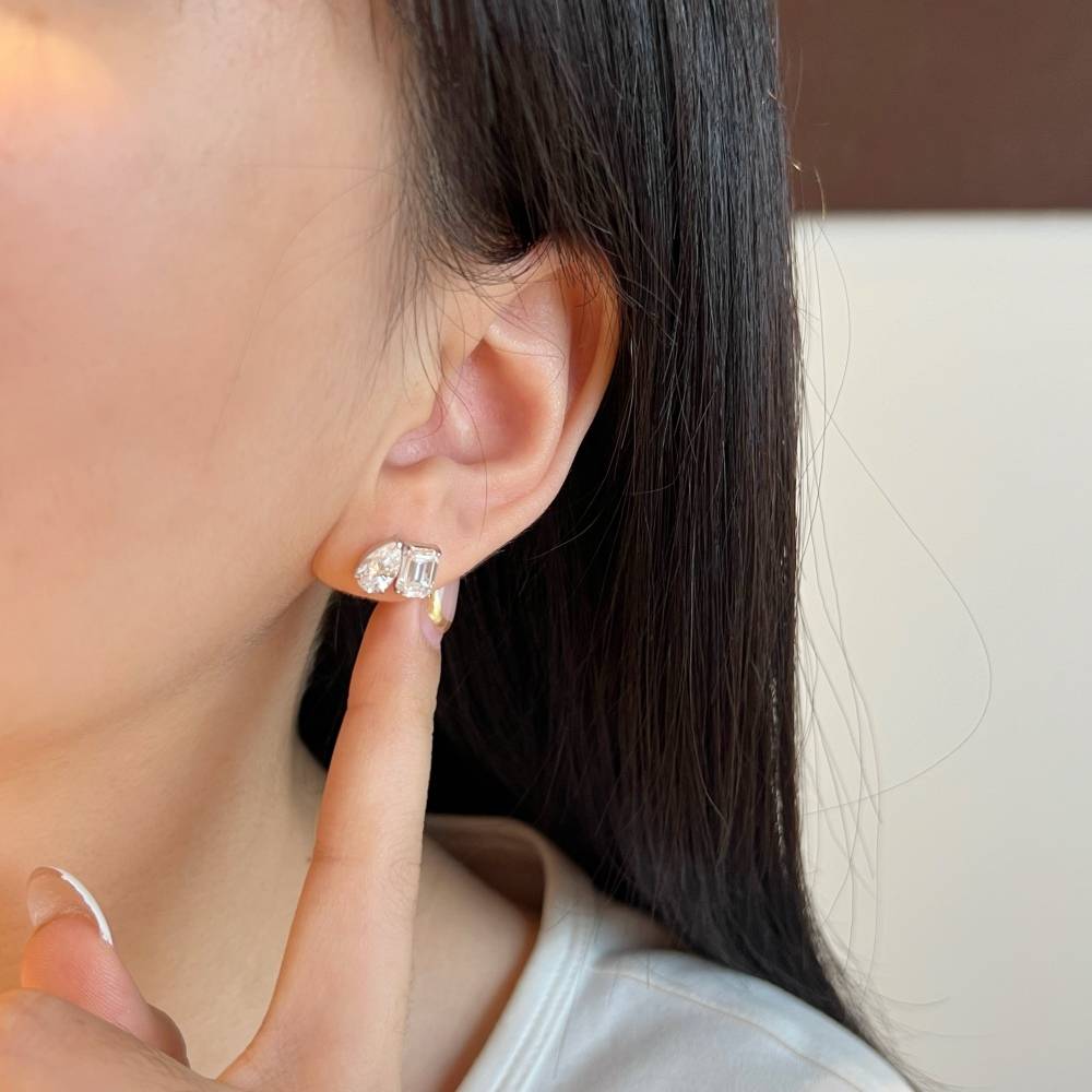 Modern Rectangle 925 Silver Moissanite Stud Earrings