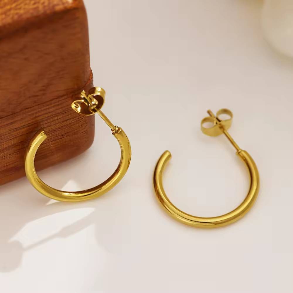 Minimalist high-quality 18k gold-plated C-shaped women's stainless steel hoop fashion jewelry earrings