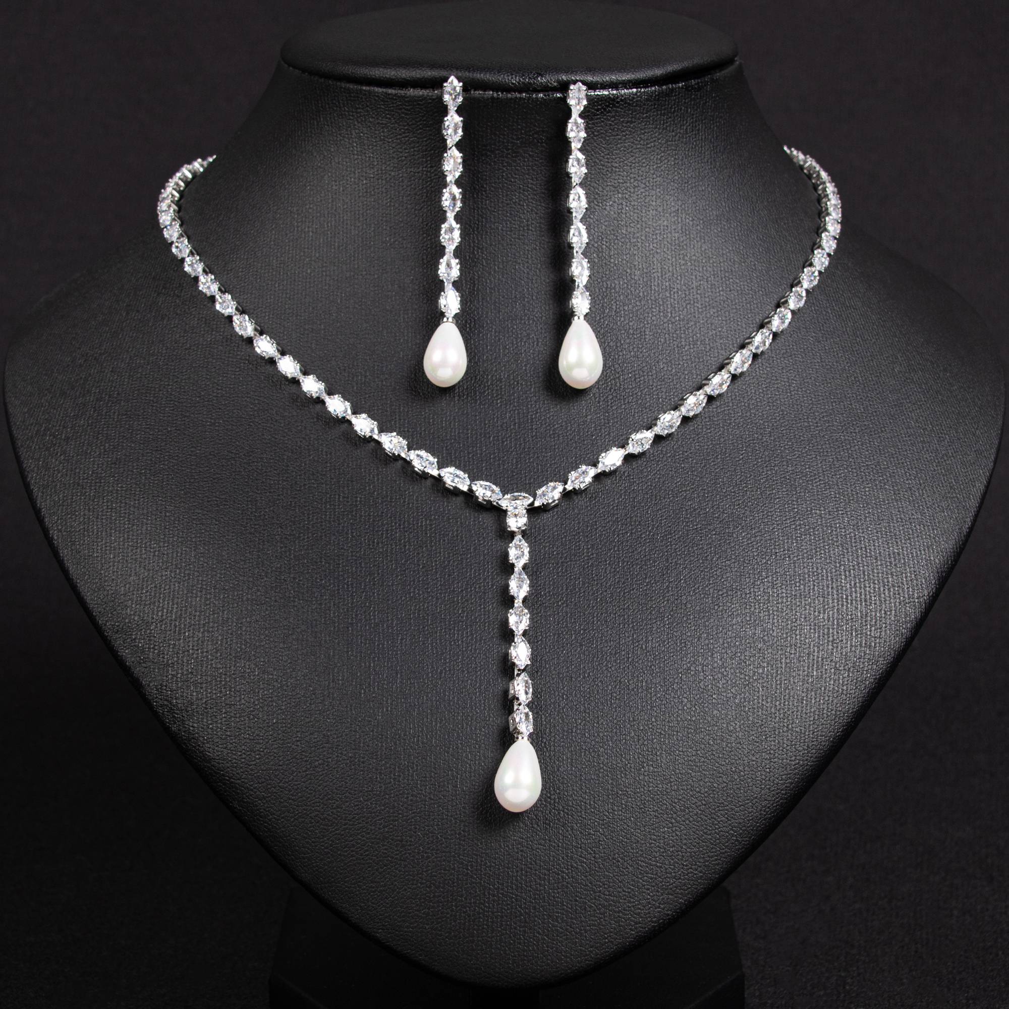 Vintage Style Light Luxury Zircon Wedding Jewelry Set