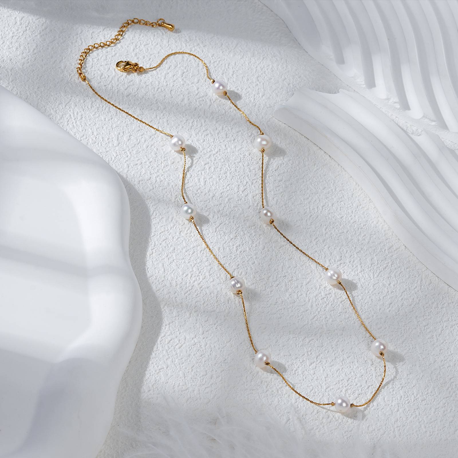 Stainless Steel Necklace with Freshwater Pearl Chain