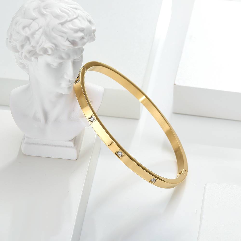 Armband – Eleganz und Luxus in drei Farben