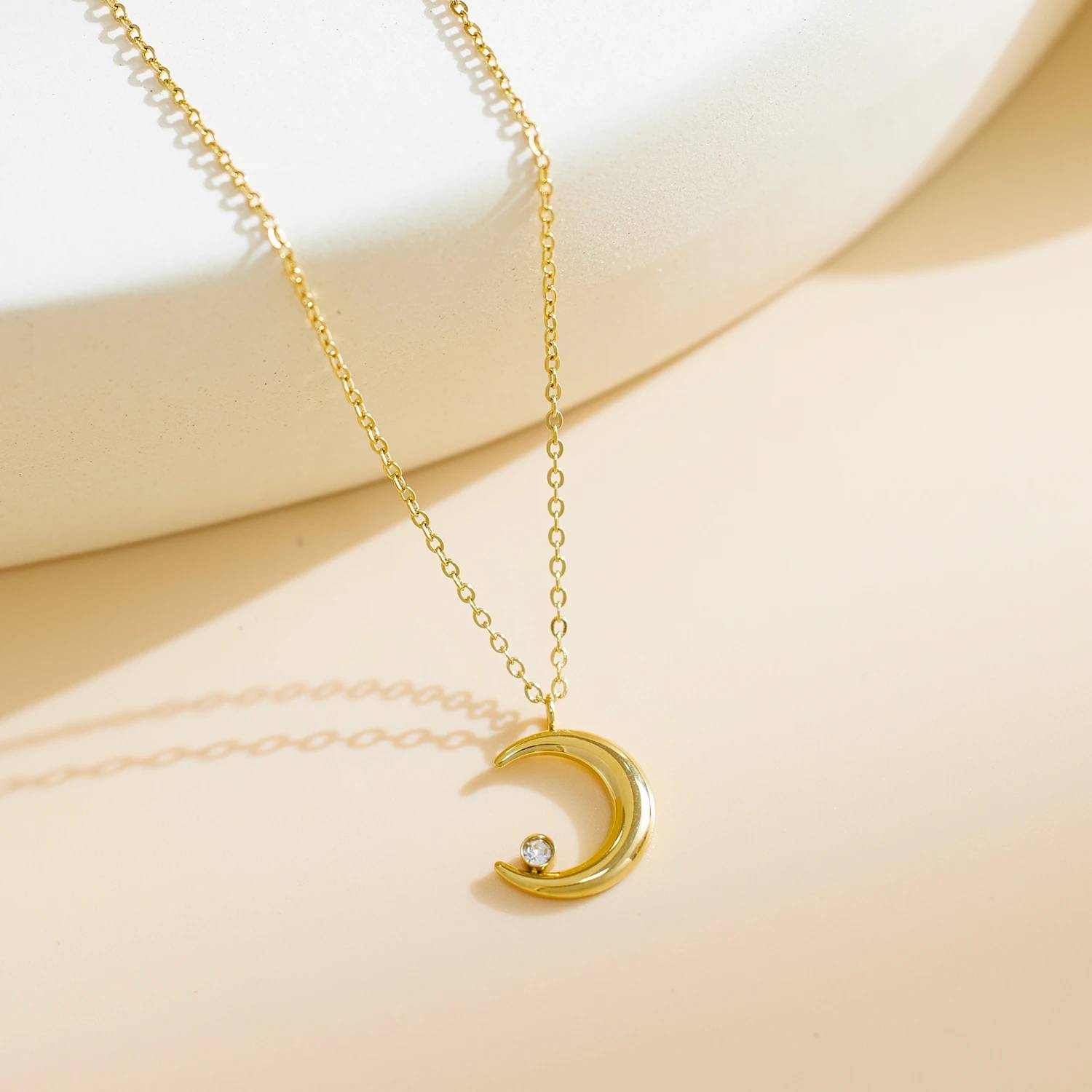 Anti-rust necklace crystal women's chain pendant moon zircon stainless steel 18k gold plated fashion jewelry necklace