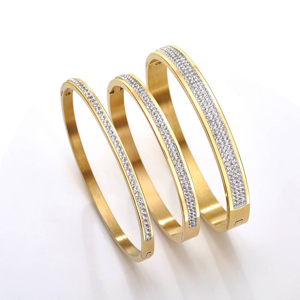 Hochwertiges Damenarmband aus Edelstahl mit 18-karätiger Roségoldplattierung