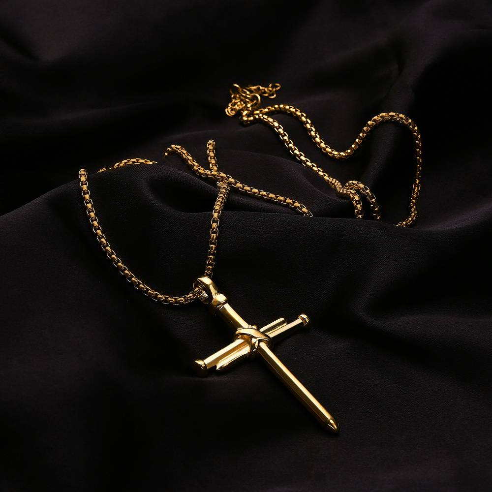 Exquisite gold-plated, stylish and simple pendant cross faith stainless steel personalized necklace