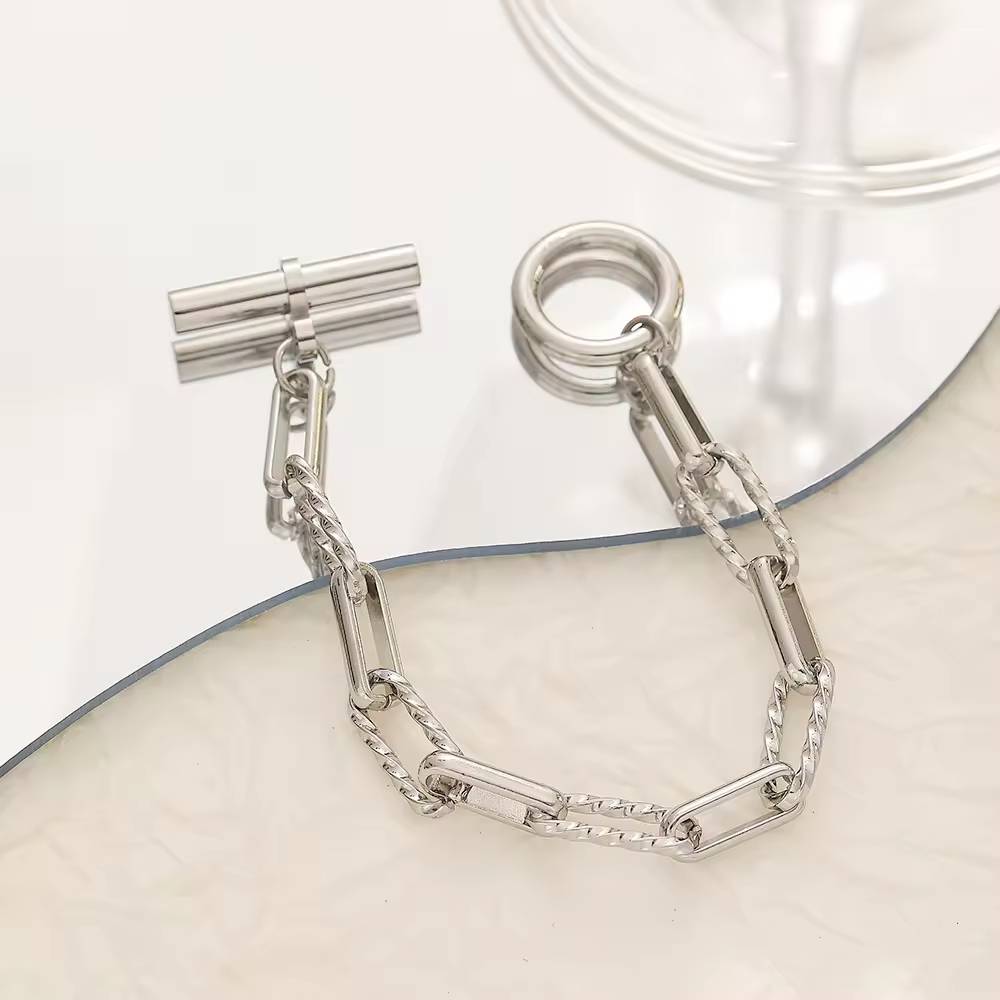 Simple stainless steel paperclip-shaped 18k silver-plated Cuban chain, unisex fashionable jewelry bracelet