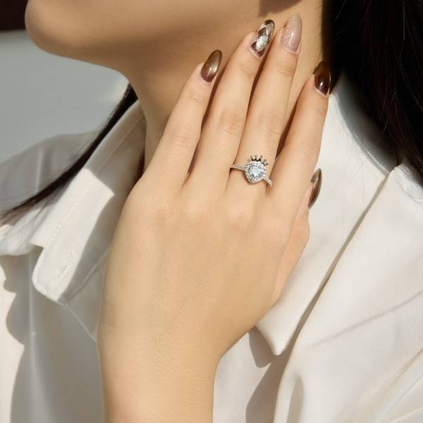 Lonceen 925 Silver 18K-Plated Crown White Zircon Ring for Women